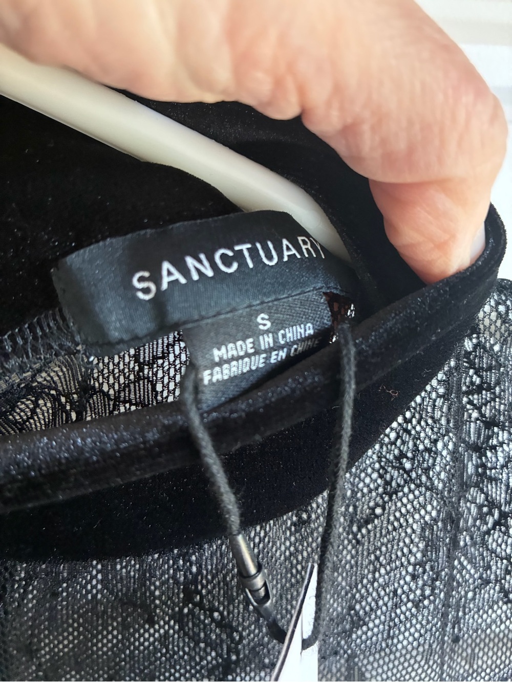 Sanctuary Black Lace Yoke Sleeveless velvet Dress - Picture 4 of 5